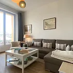 Etablissement 3 Etoiles Avec Ascenseur, 3 Appartements Lumineux Vue Port Avec Balcon, 200M De La Mer, Wifi Fibre, Tous Service Inclus